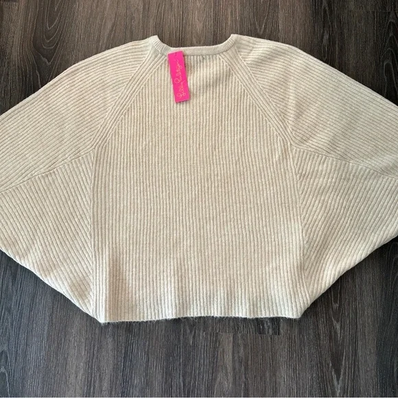 NWT Lilly Pulitzer Relaxed Fit Arienza Sweater Batwing Sleeves Cream Color Sz M - Picture 15 of 16
